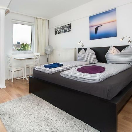 Business & Tourist Apartment Düsseldorf Exterior photo
