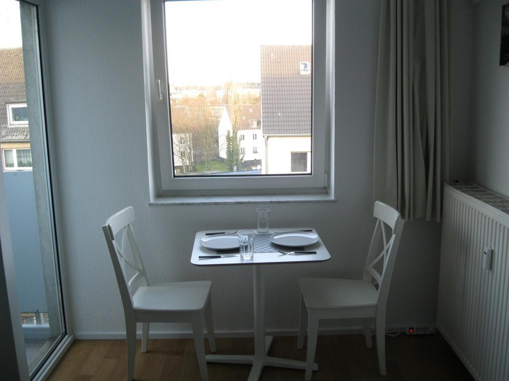 Business & Tourist Apartment Düsseldorf Exterior photo
