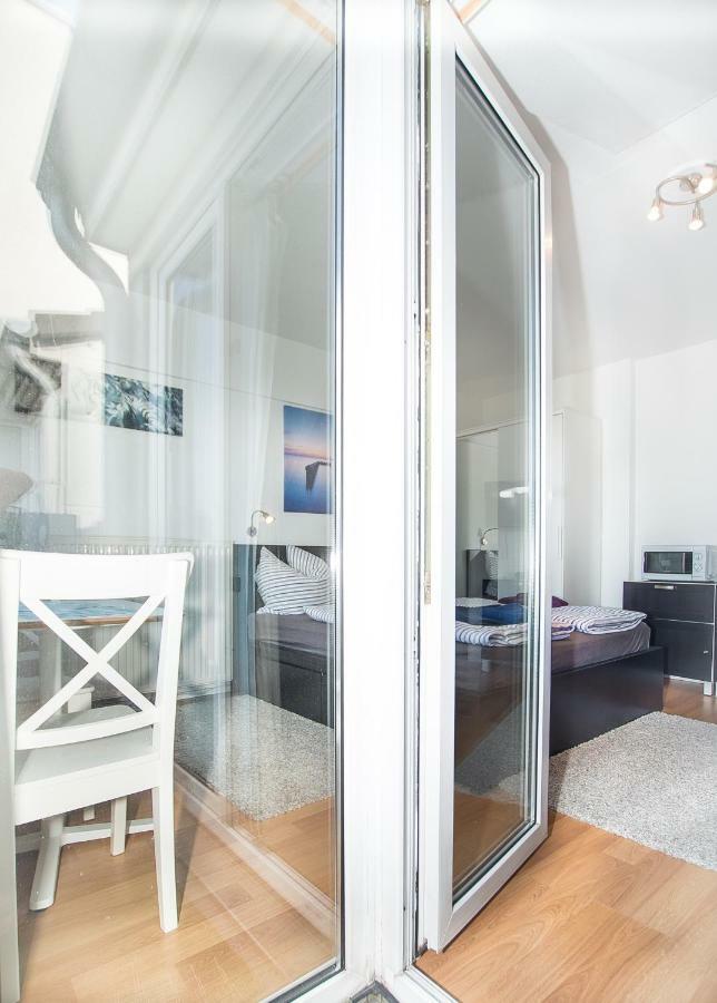 Business & Tourist Apartment Düsseldorf Exterior photo